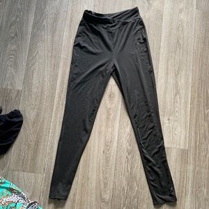Black high waisted athletic pants